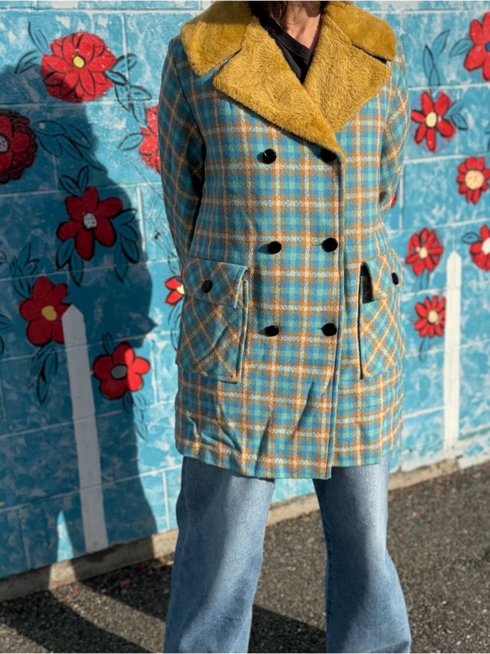 Vintage Plaid Double-Breasted Coat with Mustard Faux Fur Collar